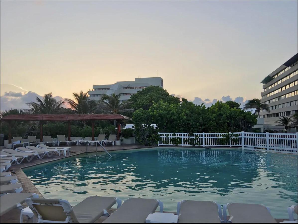 Mar Azul Cancun Exterior photo
